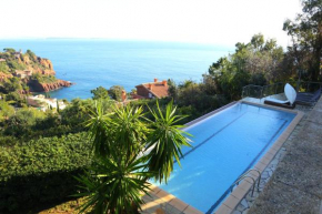 Somptueuse villa, une vue imprenable sur la mer et les îles de Lérins.